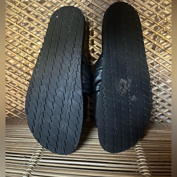 Dear Frances Tye Slide - Picture 16 of 16